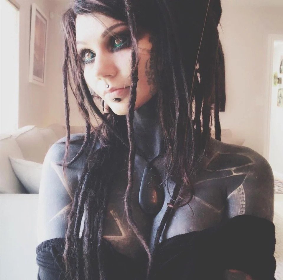 jak nola - tattooed and pierced tiktok musician model and artist - tatted tats piercings #WsvhdRAM