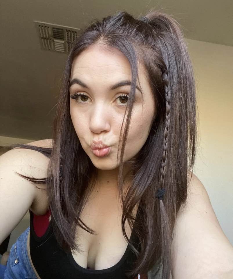 Jenna 22 from Arizona loves to show off and be used #RAKPieJS
