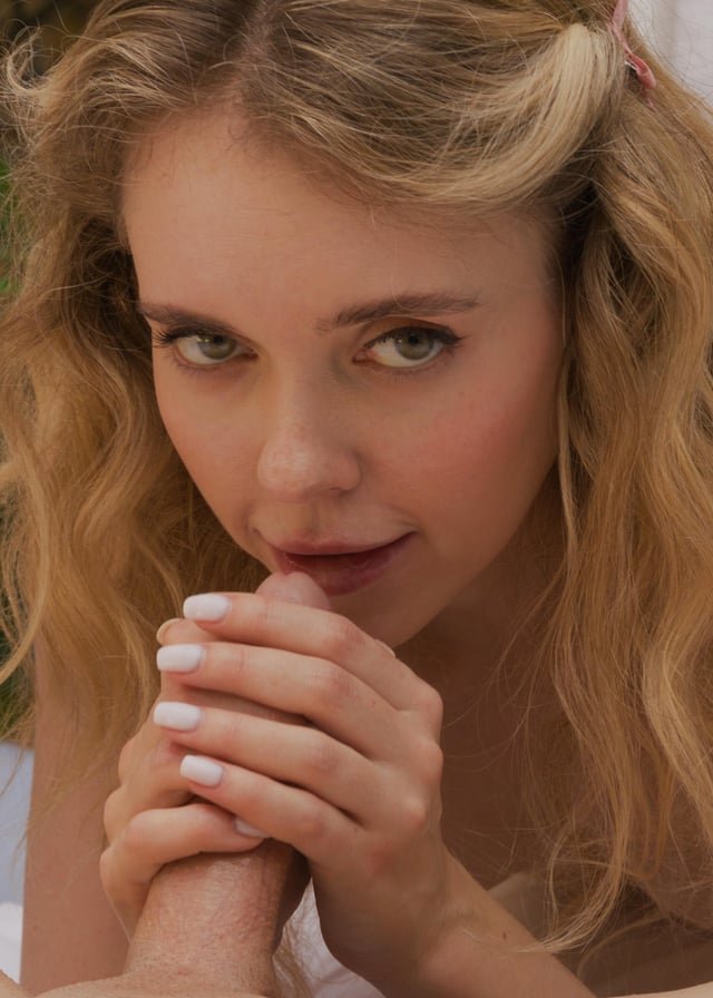 Sexy blonde Bj eyes #7crGoCjq